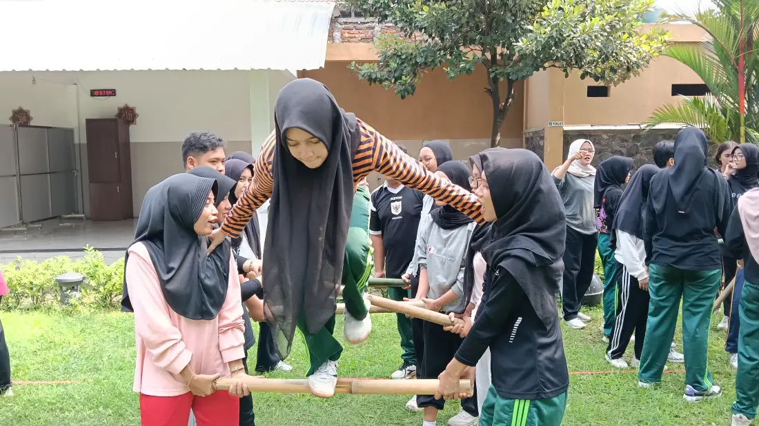 Gallery Event Metro Outbound